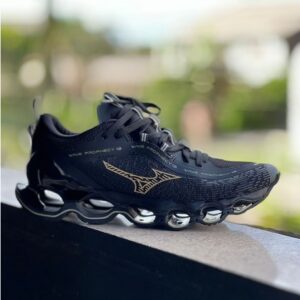 Mizuno Wave Prophecy 13 Preto e Dourado - IMPORTADO